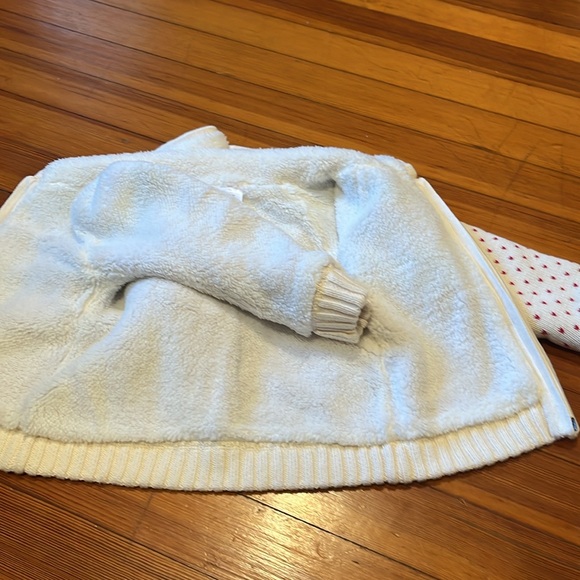 Hanna Andersson 2T Christmas Zip Sweater - Picture 6 of 6